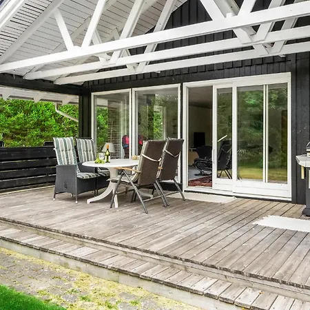 Ferienhaus Gorgeous In With Wifi