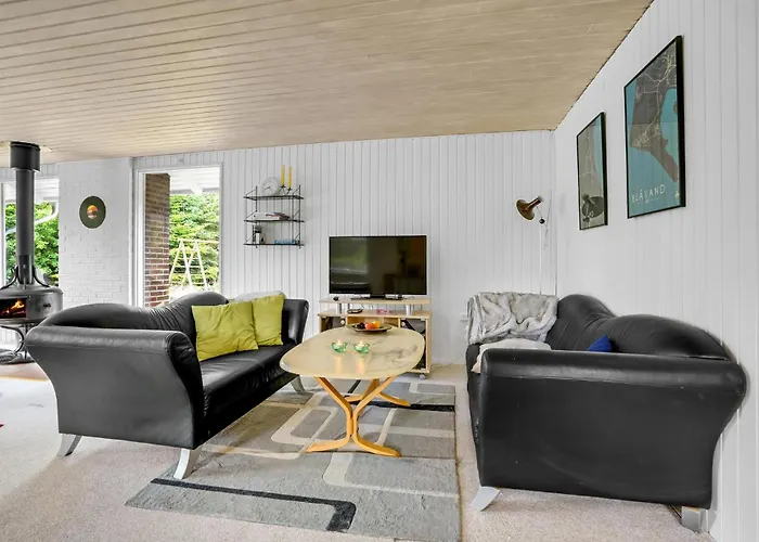 Ferienhaus Gorgeous In With Wifi *